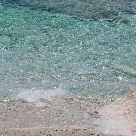 In - Little Sanjica In Pula, One Person Πανσιόν