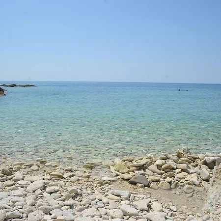 ゲストハウス In - Little Sanjica In Pula, One Person